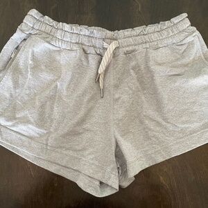 Vuori Halo Performance Shorts